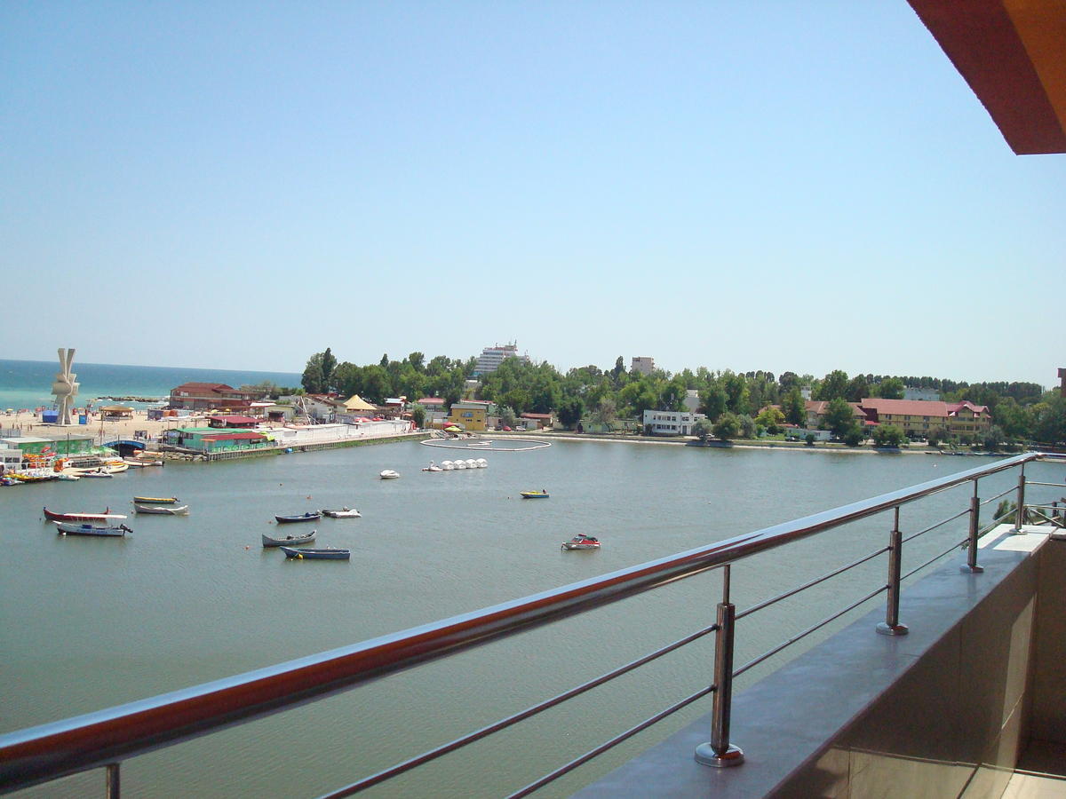 Hotel Prestige Costinești Εξωτερικό φωτογραφία