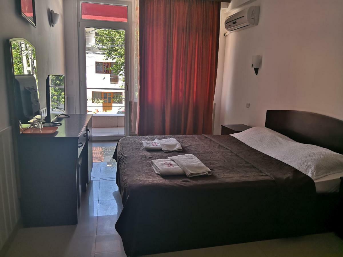 Hotel Prestige Costinești Εξωτερικό φωτογραφία