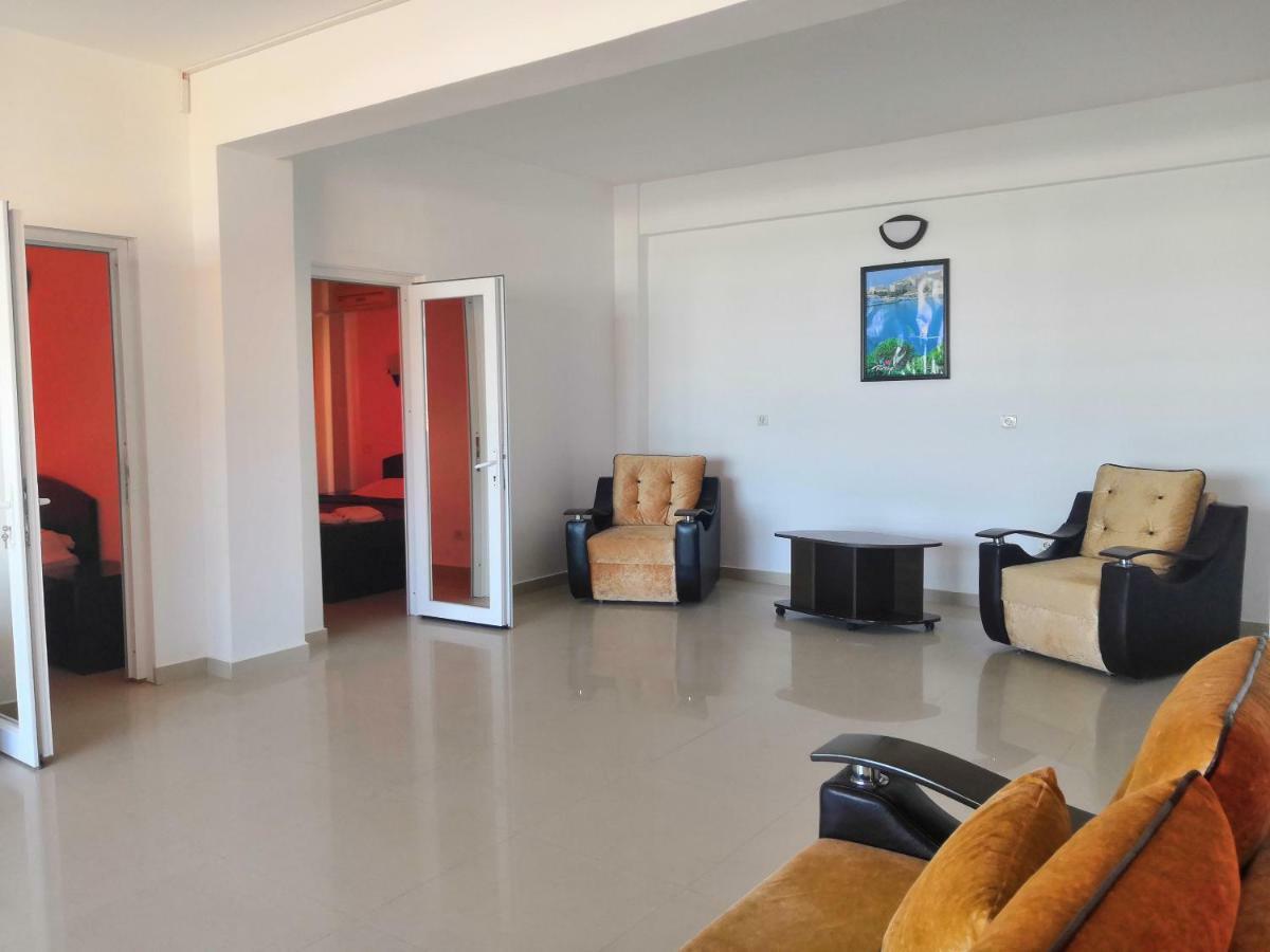 Hotel Prestige Costinești Εξωτερικό φωτογραφία